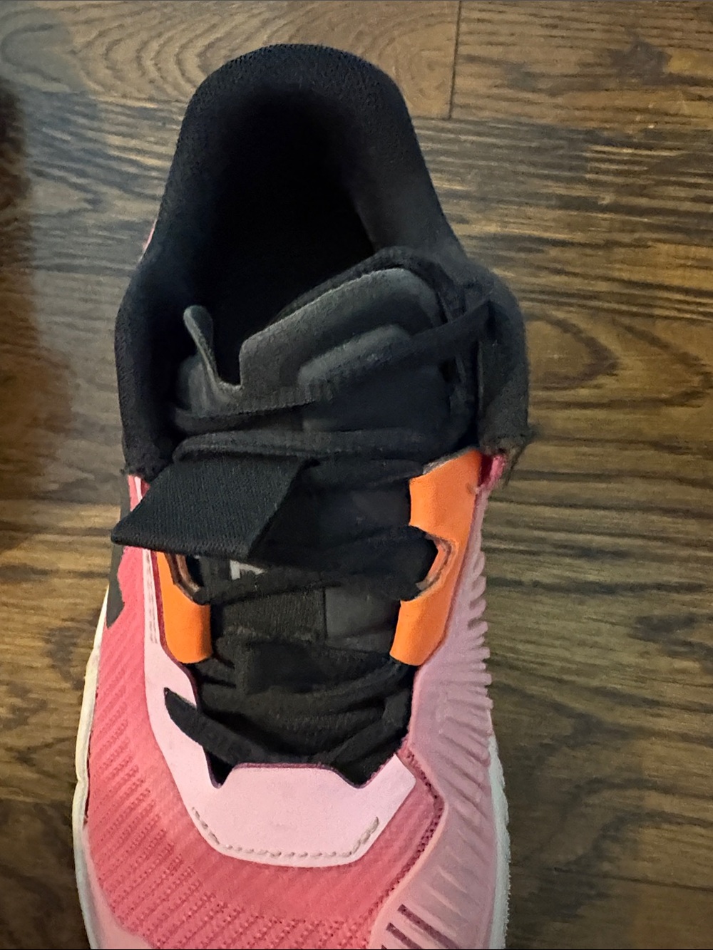 On Running Roger Pro Fire tennis shoes - Picture 4 of 6